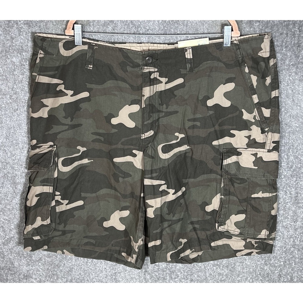Faded Glory Camouflage Cargo Shorts Mens Size 46 Green Pockets Skater Baggy New